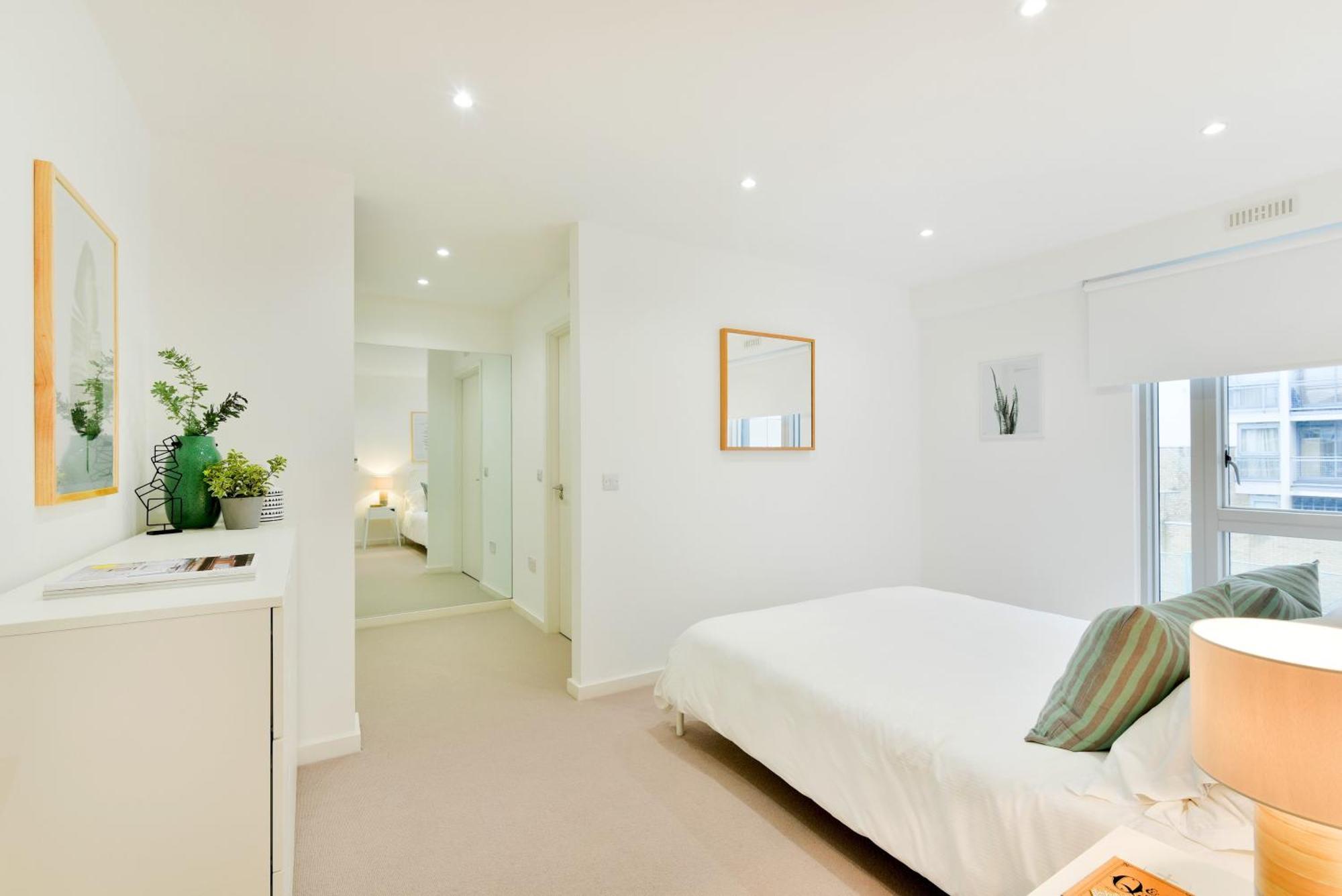 Madison Hill - Clapham South 1 - Two Bedroom Flat London Exteriör bild
